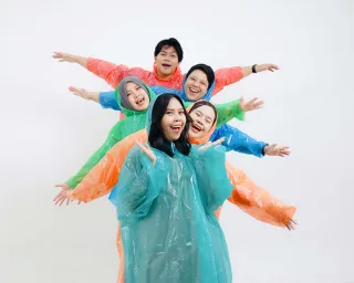 Thumbnail contoh foto group di Vibesroom Studio